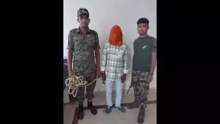 धरहरा: छह साल से फरार नक्सली शिम्भु कोड़ा को पुलिस ने किया गिरफ्तार