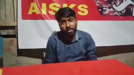 গোসাবা: বাম কংগ্রেসের ডাকা বমধ নিয়ে করা ঋতব্রত বন্দ্যোপাধ্যায়ের মন্তব্যকে গোসাবায় কটাক্ষ করলেন RSPর রাজ্য যুব সম্পাদক