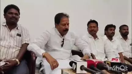 బాపట్ల అభివృద్ధికి మాజీ గవర్నర్ కోన ప్రభాకరరావు అహర్నిషులు కృషి చేశారు