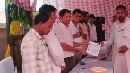टिब्बी: राठीखेड़ा शिविर में मिला मालिकाना हक, बोले- अब मिलेगी योजनाओं की सुविधाएं, सीईओ ओपी बिश्नोई ने किया निरीक्षण