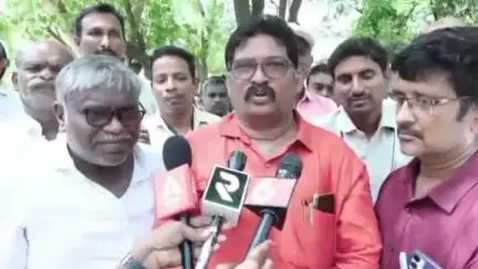 కడప: విద్యుత్ ప్రైవేటీకరణను వెంటనే ఆపాలని కడపలో  విద్యుత్ జేఏసీ వైస్ చైర్మన్ రామలింగారెడ్డి డిమాండ్
