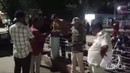 गोपालगंज: शाहपुर बतरहा गांव: मंगेतर से तंग आकर युवती ने फांसी लगाकर की आत्महत्या, पुलिस ने शव को पोस्टमार्टम के लिए भेजा