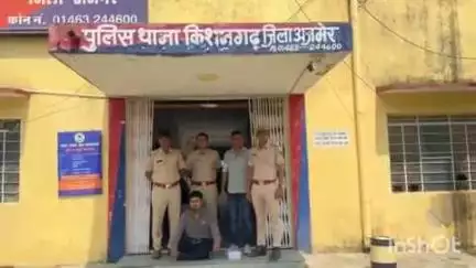 किशनगढ़: शहर थाना पुलिस ने अवैध हथियार के साथ आरोपी महावीर को किया गिरफ्तार, पिस्टल मय मैगजीन की हुई ज़ब्ती