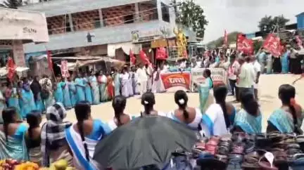మంత్రాలయం: కౌతాళం లో సిఐటియు ఆధ్వర్యంలో దేశవ్యాప్త సమ్మెలో భాగంగా అంగన్వాడీ, ఆశ వర్కర్లతో భారీ ర్యాలీ