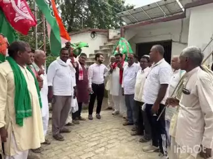 शाम्हो अकहा कुरहा: महागठबंधन की एकता से शाम्हो में वोटर पुनरीक्षण के खिलाफ बंद का दिखा असर