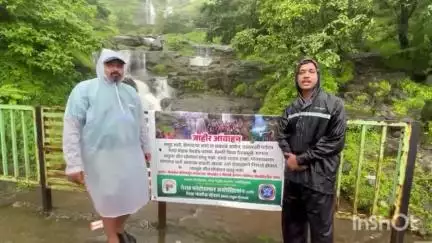 महाड: अपघात टाळण्यासाठी जुम्मापट्टी धबधबा येथे फोटोग्राफर असोसिएशन कडून सूचना फलक...