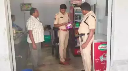 ఎస్పీ ఆదేశాలతో జిల్లా వ్యాప్తంగా పాఠశాలల వద్ద తనిఖీలను చేపట్టిన పోలీసులు