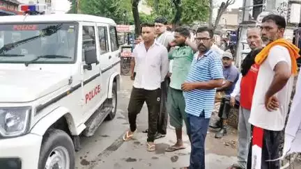 उधम सिंह चौक के पास खाली पड़े प्लाट में मिला शव, पुलिस मौके पर पहुंची
