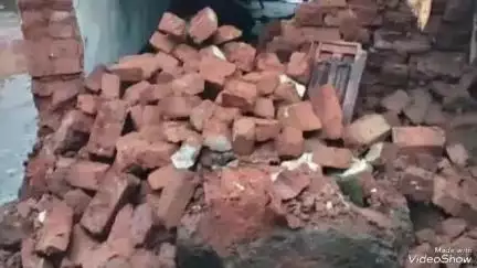 ପଟ୍ଟାଙ୍ଗୀ: ଲଗାଣ ବର୍ଷା ଯୋଗୁଁ ସେମିଳିଗୁଡା ବ୍ଲକର ପରଜାମୁଠାଇ ଗ୍ରାମରେ ଭାଙ୍ଗିଲା ଘର