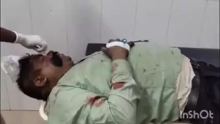 छिबरामऊ: ताजपुर रोड सरैईया के पास तेज रफ़्तार ऑटो ने बाइक में मारी टक्कर, बाइक सवार 2 लोग घायल होकर हायर सेंटर रेफर