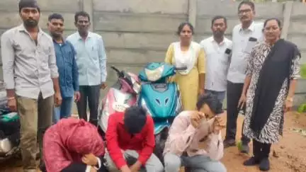 నిజామాబాద్ రూరల్: నిజామాబాద్ లో గంజాయి విక్రయిస్తున్న ముగ్గురు అరెస్ట్,1.435 Kg ల గంజాయి స్వాధీనం