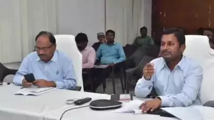 P 4  మార్గదర్శకులను త్వరగా గుర్తించండి ఇన్చార్జి కలెక్టర్ గోపాలకృష్ణ