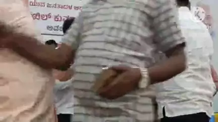 ಚಿಕ್ಕಬಳ್ಳಾಪುರ: 1996ರಲ್ಲಿ ಪ್ರಧಾನಿ ದೇವೇಗೌಡರು ರಾಜ್ಯಕ್ಕೆ ನೀಡಿದ ಕೊಡುಗೆ ಅಪಾರ: ನಗರದಲ್ಲಿ ಶಾಸಕ ರವಿಕುಮಾರ್