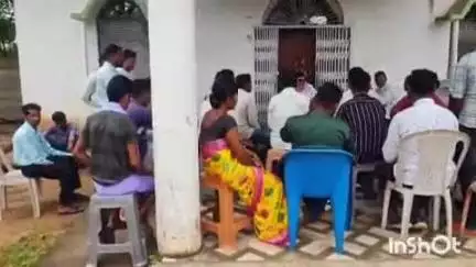 ଜୁନାଗଡ: ବ୍ଲକ ଅଧ୍ୟକ୍ଷଙ୍କ ଡୁଡକେଲ ସ୍ଥିତ ବାସଭବନରେ ଜନଶୁଣାଣି କାର୍ଯ୍ୟକ୍ରମ ଅନୁଷ୍ଠିତ
