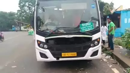 ଗୋବିନ୍ଦପୁର: ଡ୍ରାଇଭର ମାନଙ୍କ ଆନ୍ଦୋଳନ ଯୋଗୁଁ ବାମରା ବ୍ଲକ ରେ ମୁଖ୍ୟମନ୍ତ୍ରୀ ବସ୍  ସେବା ଠପ୍