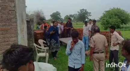 राघोगढ़: चौड़ा खेड़ी गांव में रास्ते पर पक्का निर्माण कर लगाया गेट, प्रशासन ने मोबाइल कोर्ट से की कार्यवाही