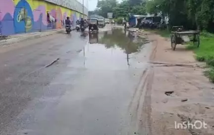 କଟକ ପୌରାଞ୍ଚଳ: ମଧୁପାଟଣା ଶିଳ୍ପାଞ୍ଚଳରେ ଭାରୀଯାନ ଚଳାଚଳ ଉପରେ ବୁଧବାର ଜିଲ୍ଲା ପ୍ରଶାସନ ପକ୍ଷରୁ ନିଷେଧାଦେଶ ଜାରି କରାଯାଇଛି।