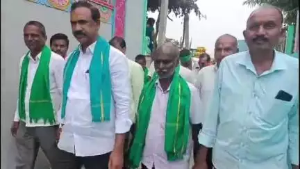 సిరిసిల్ల: గంభీరావుపేట మండల కేంద్రంలో మున్నూరు కాపు సంఘం ఆధ్వర్యంలో శ్రీ మహంకాళి అమ్మవారికి బోనాలు
