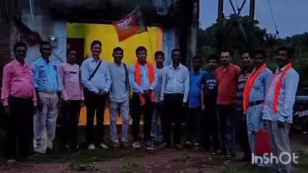 শালতোড়া: রঘুনাথপুরে মন্ডল৪ BJPর বিশেষ সাংগঠনিক বৈঠক অনুষ্ঠিত হল, উপস্থিত বাঁকুড়া জেলাBJPযুব মোর্চার সাধারণ সম্পাদক অরুণ কুম্ভকার