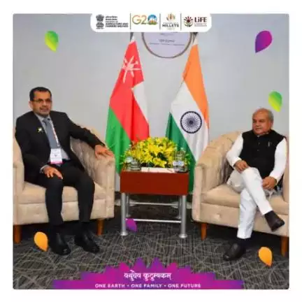 A bilateral meeting between Shri Narendra Singh Tomar, Hon'ble Minister for A&FW, GoI and H.E.Saoud Al Habsi , Minister of Agriculture, Fisheries, Wealth and  Water Resources, Oman was held on 15.06.2023 on the sidelines of #G20AMM2023 in