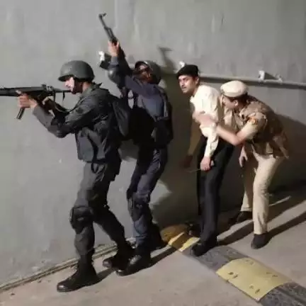 In view of upcoming I.Day & G20 Summit, #DelhiPolice & other security agencies conducted 2nd MegaCounter-Terror Exercise