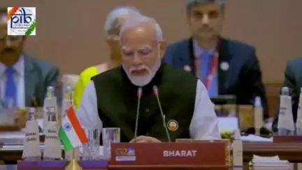 प्रधानमंत्री श्री नरेंद्र मोदी ने #G20SummitIndia के समापन सत्र में आधिकारिक तौर पर ब्राज़ील के राष्ट्रपति को #G20 की अध्यक्षता सौंपी। 

#G20India2023 #G20Summit #G20India