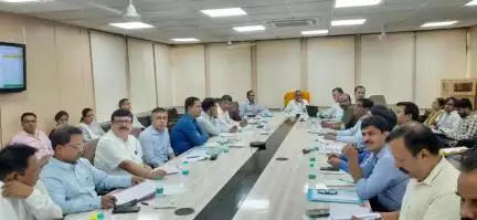 A review meeting with the officers of the Directorate of Marketing Inspection was presided over by Shri Faiz Ahmed Kidwai, Additional Secretary and Agricultural Marketing Advisor, DA&FW in Faridabad today.
#agrigoi #agrimarket