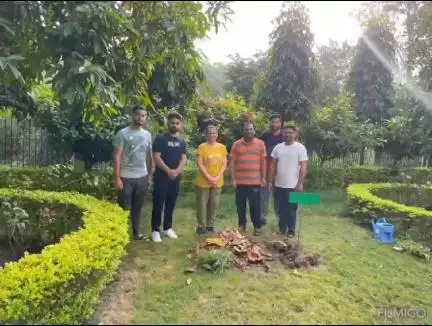 A Swatchhta hi Sewa activity was taken up under #Swachhata campaign wherein the trainees and staff of ZTI Ujjain took up the task of cleaning the ZTI