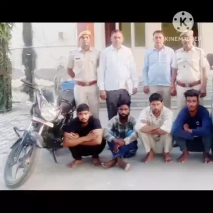 #Jaipur_Rural: पुलिस थाना #रेनवाल ने बकरी व सुअर चोरी करने वाले गिरोह के 4 शातिर मुल्जिम किए गिरफ्तार।