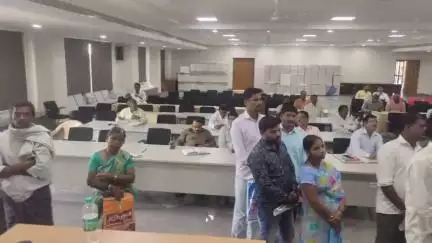 ప్రజావాణికి వచ్చే దరఖాస్తులు వెంటనే పరిష్కరించాలి - జిల్లా కలెక్టర్ ఉదయ్ కుమార్