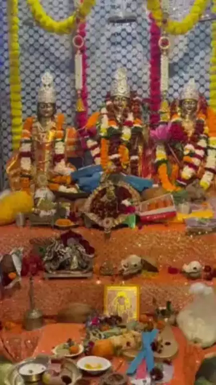 श्री रामलला प्राण प्रतिष्ठा- 

राम भक्ति में सराबोर हुआ रामजानकी मंदिर प्रांगण कसारीडीह

#राममय_छत्तीसगढ़