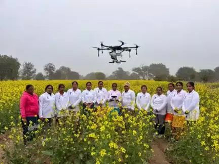 NRFMTTI, Hisar is conducting Drone Pilot Training in collaboration with Wow Go Green & signed an MoU with the same for #RPTO w.e.f. 29.12.2023. The RPTO at NRFMTTI provides training on #AgriDrone for Remote Pilot Certificate.