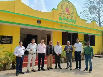 A delegation from the Agriculture Market Development project, led by Director of Agricultural Marketing, Department of Agriculture and Farmers Welfare, Shri #kapilbendre, visited the #Turmeric Processing Plant operated by KASAM